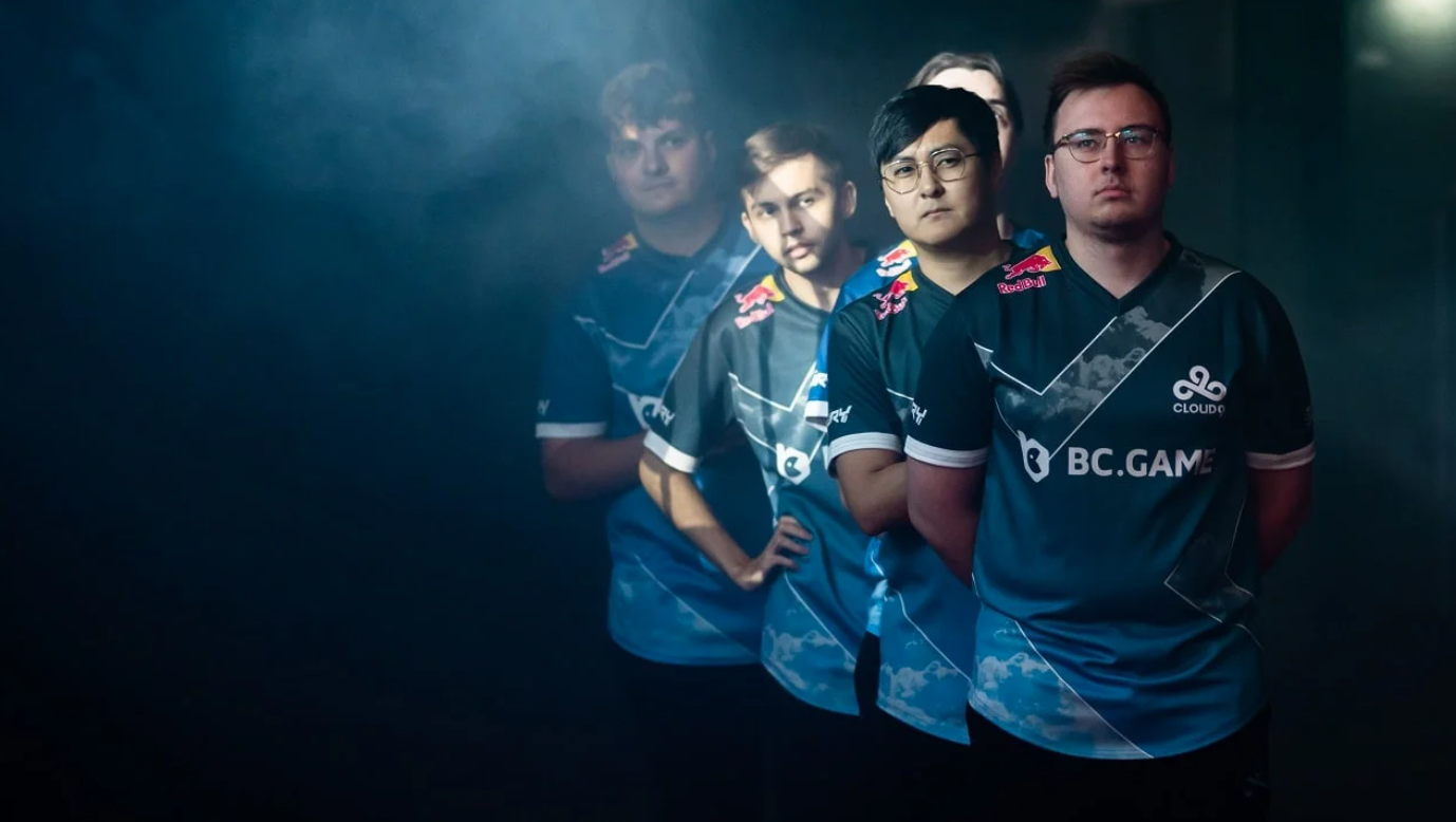 Cloud9 може розпустити склад з Dota 2: що сталося